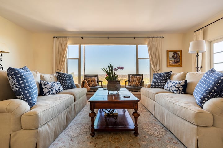 Hilltop Retreat W/ Epic Views, Spa & Gardens - Rancho Santa Fe, CA