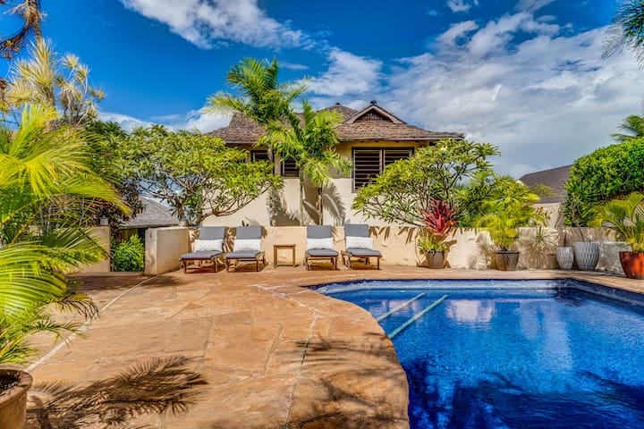 Lani Paradise Oceanfront Private Retreat with Pool