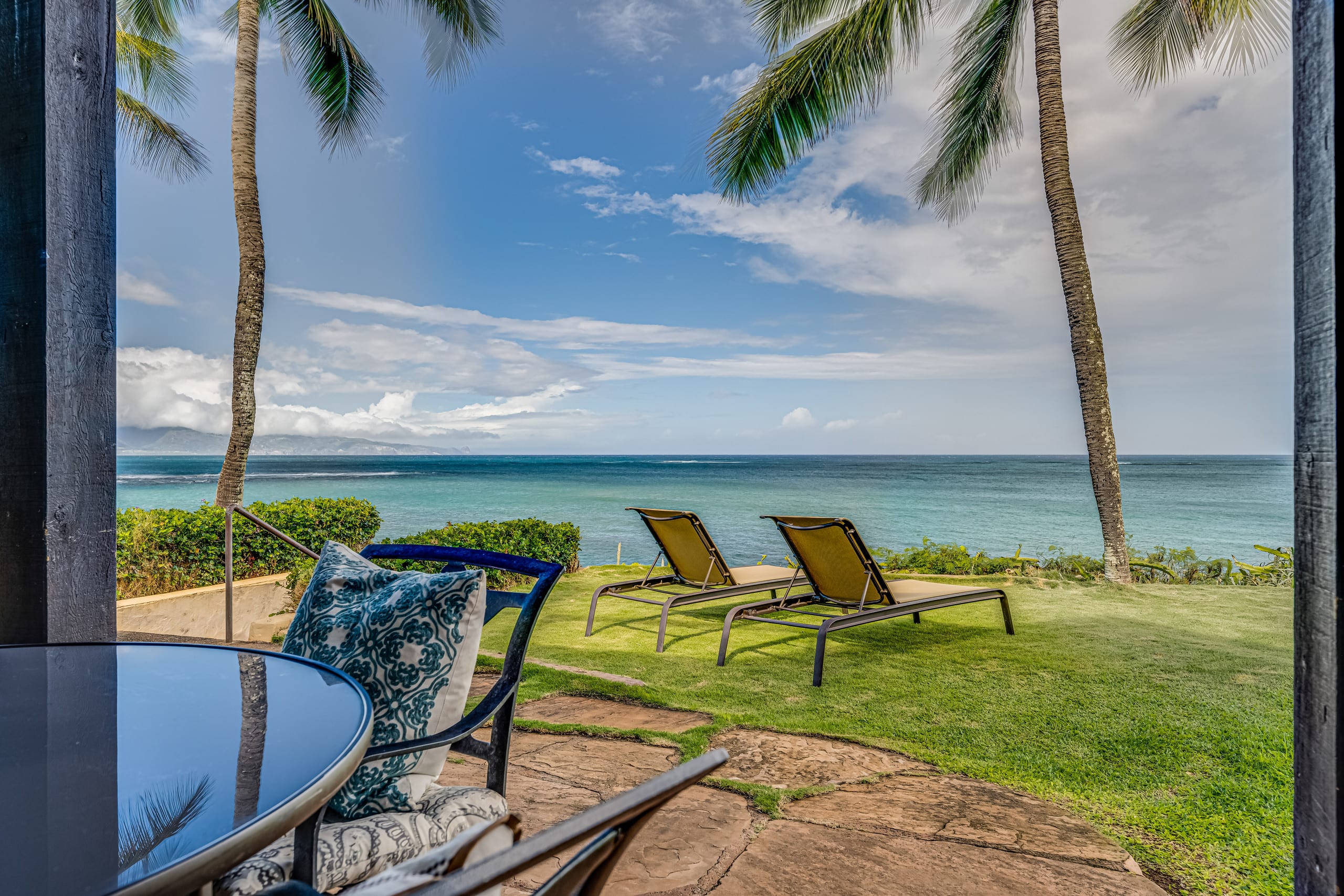Lani Paradise Oceanfront Private Retreat with Pool - Photo 42