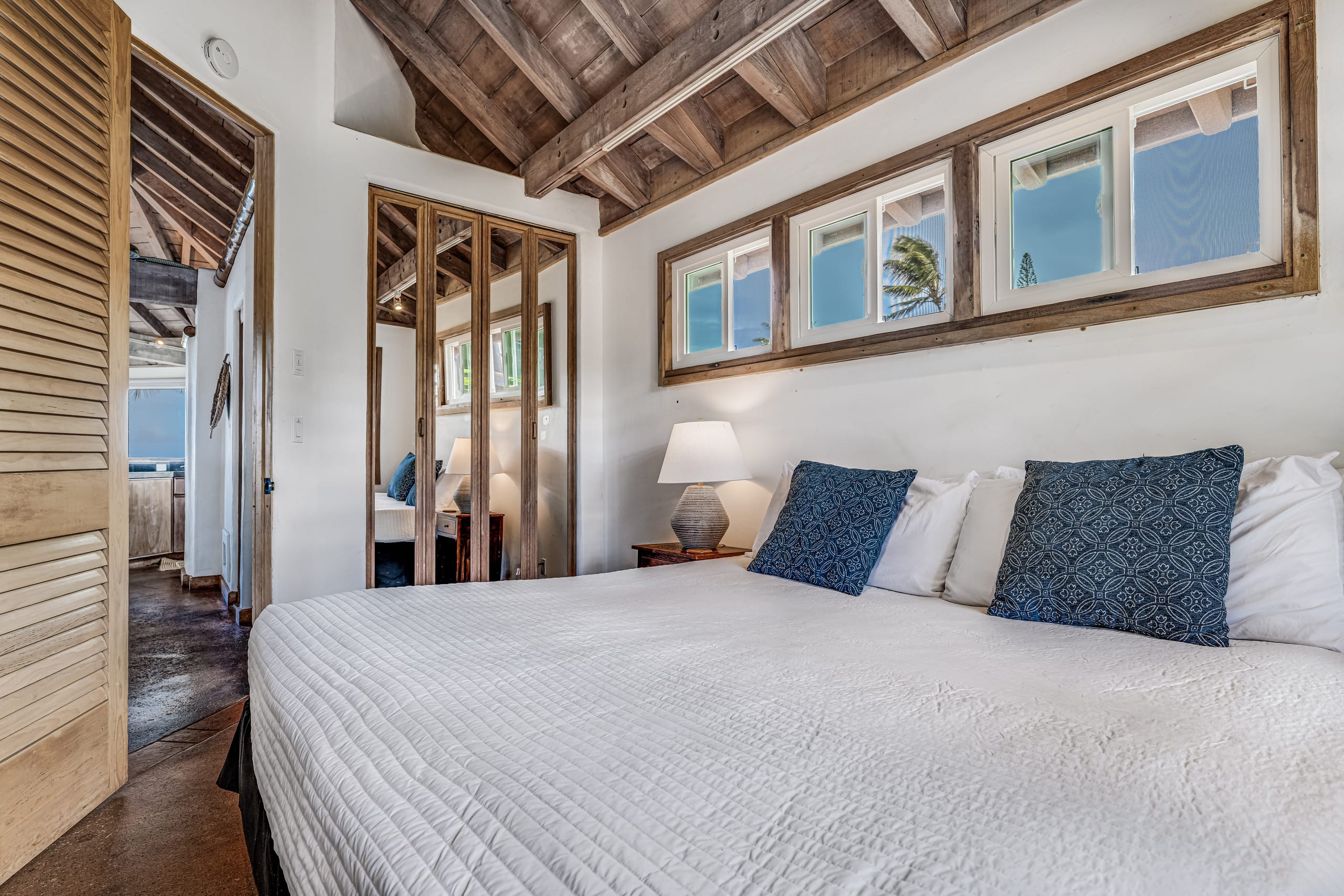 Lani Paradise Oceanfront Private Retreat with Pool - Photo 30