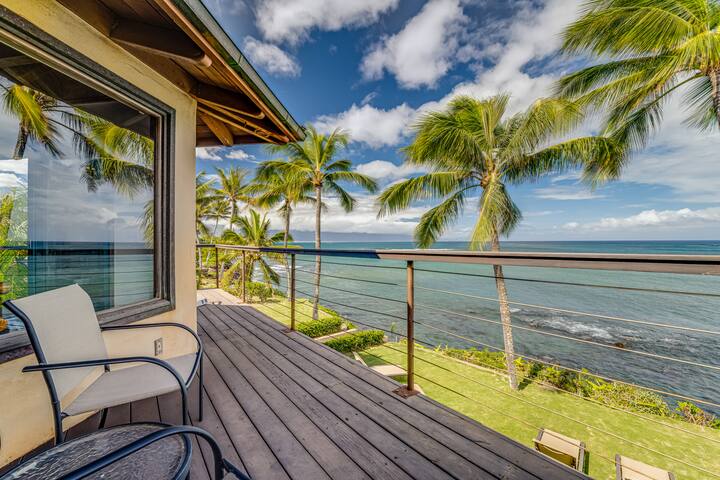 Lani Paradise Oceanfront Private Retreat with Pool gallery image 3