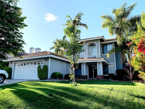 Beautiful House with Mountain View near Riverside