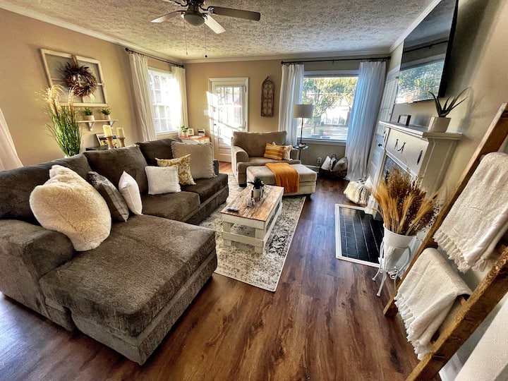 Luxurious Whole Home Near Ft. Moore and Uptown Houses for Rent in Columbus, United