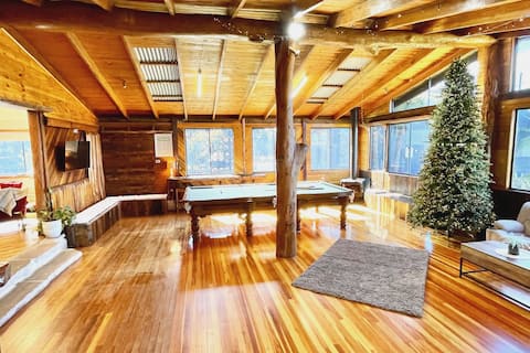 Evergreen House~swimming pool~sauna