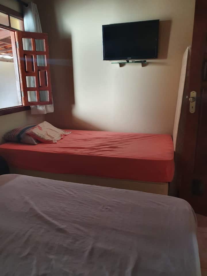 Suita 03 - 01 krevat dopio dhe 01 beqar