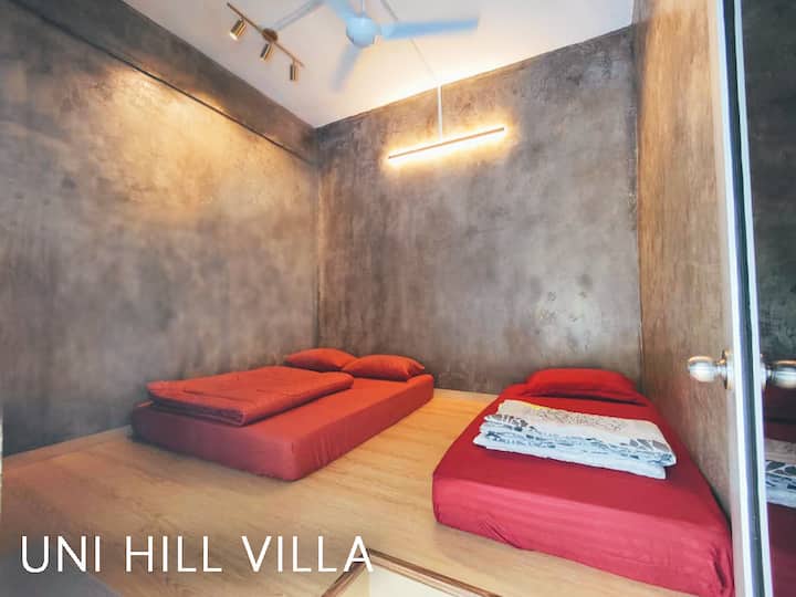 Chumba cha upande wa bwawa la ghorofa ya chini