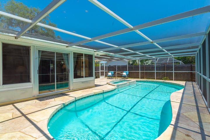 Check Out Our Newly Renovated Pool Home... - Venice Beach, FL