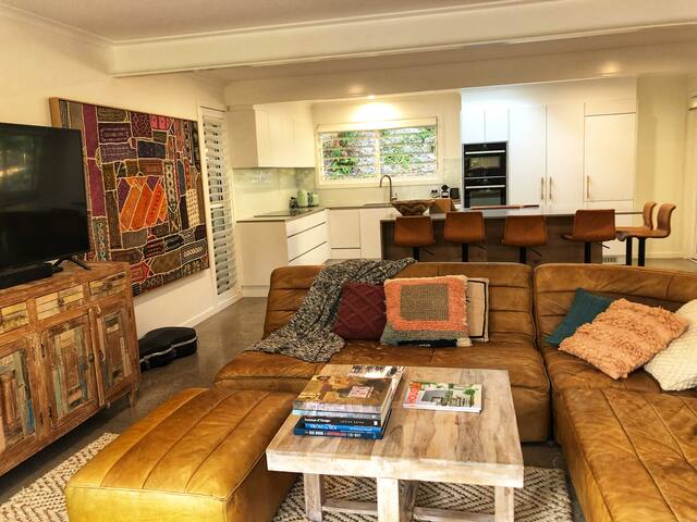 Sunshine Beach chic gallery image 4