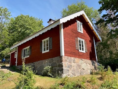 Casa de naturaleza ecológica aislada "Her Berg"