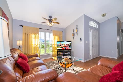 Top Airbnb: Private 3BR Pool Home, WiFi, Game Room, AppleTV, ROKU in Campbell