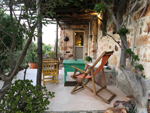 A treat near the beach – Serifos The Writer’s Home gallery image 2