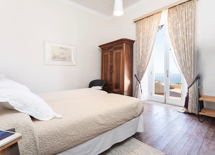 ☑！ tillbringa söta nätter i ett av de 7 mysiga rummen med exklusiva sängkläder,