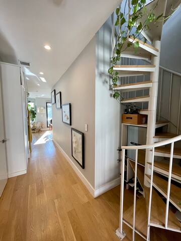 Brooklyn 3bd Penthouse Duplex (w/ private roof)