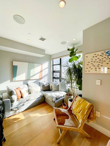 Brooklyn 3bd Penthouse Duplex (w/ private roof) gallery image 2