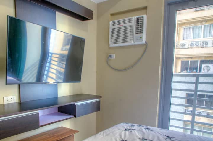 Fantastic Salcedo Makati Studio 19 - Manila