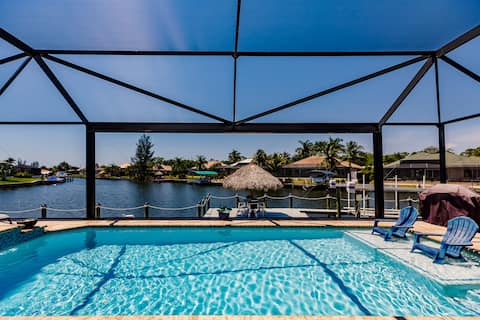 LUX Villa w/ Private Salt Water Pool, Lanai, Canal