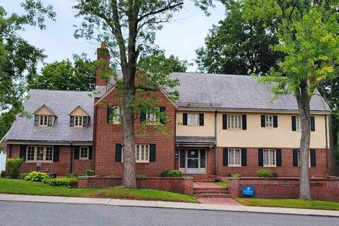 Hendee Mansion 5BR WOW!