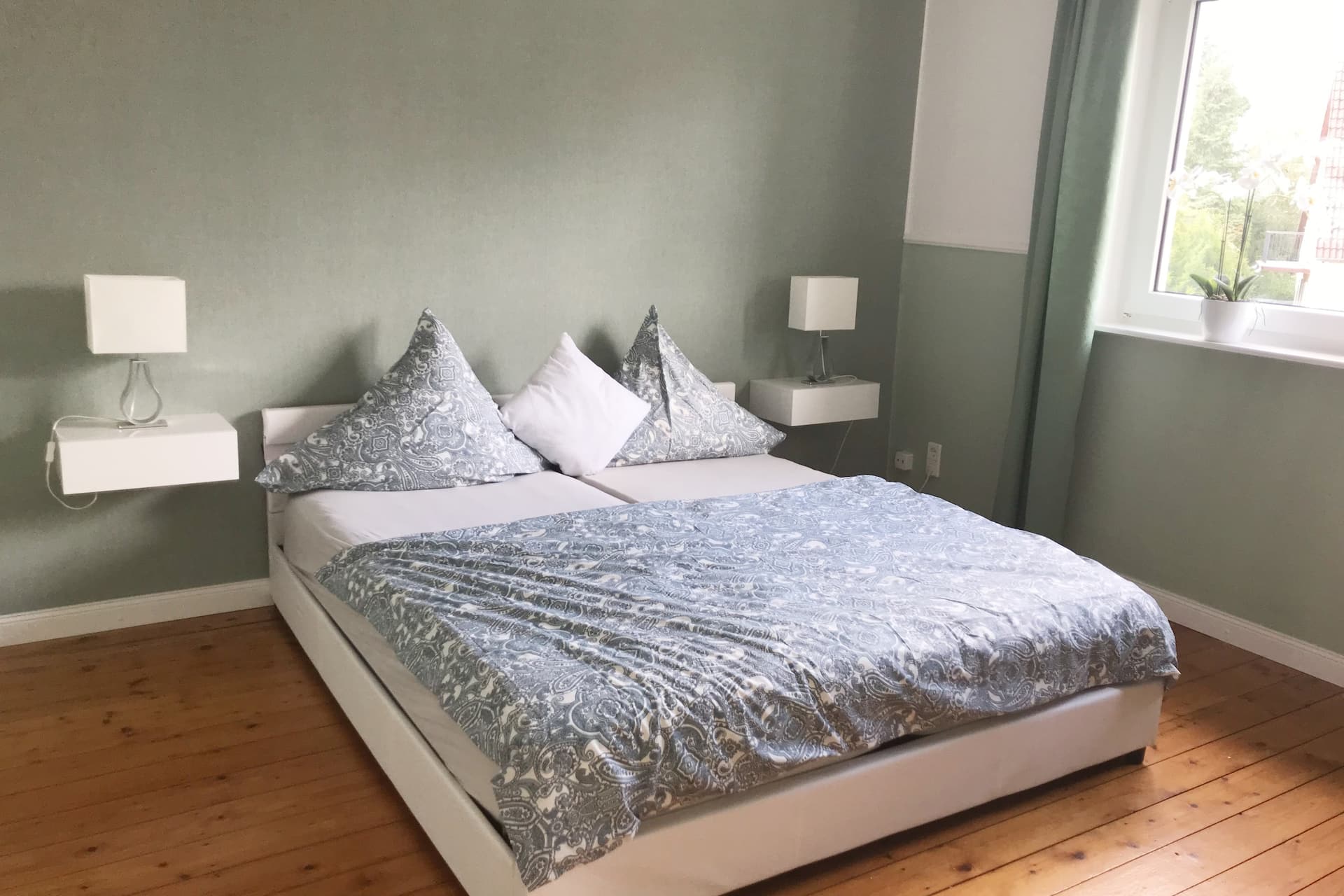 4 room apartment with balcony Hannover Surfer-Messenah