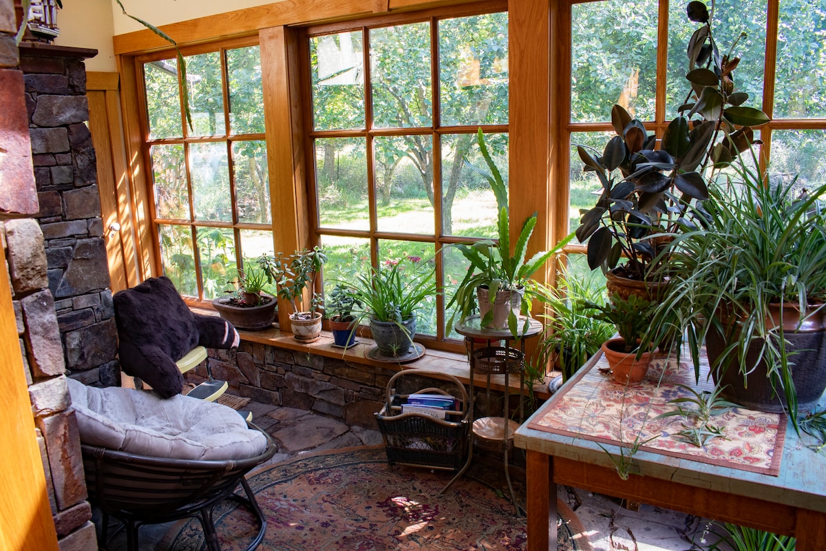 Top Airbnb: Small beautiful home out of town in Whitefish