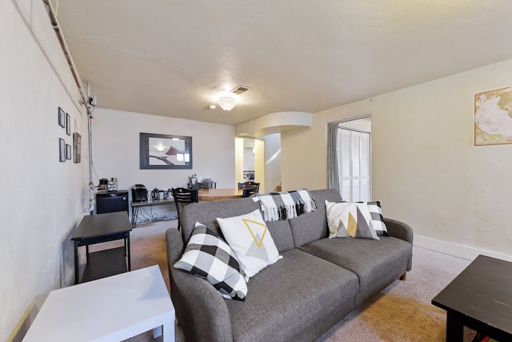 Unwind in the spacious living area complete with a sleeper sofa that is full-size & can sleep 1-2 extra guests!	
	