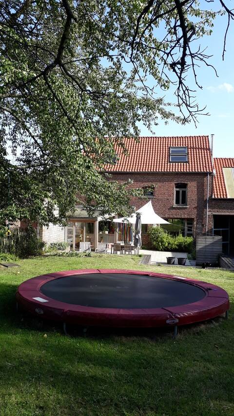 Vacation home 'Lazy house'
6 - 8 persons