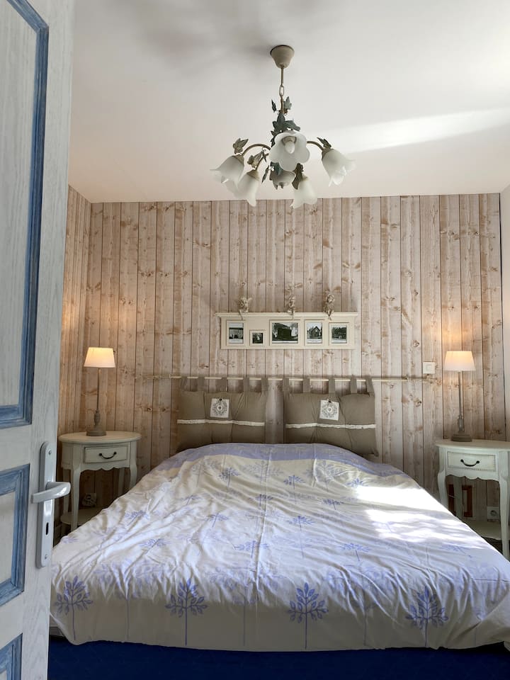 საძინებელი 1