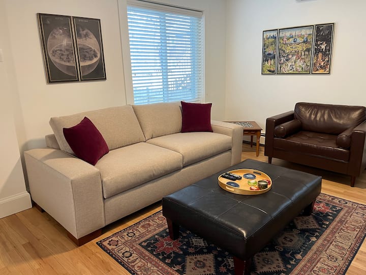 Quiet, private, garden apt near Harvard/MIT