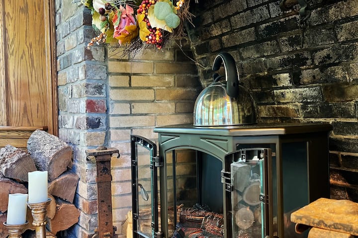 Fairytale Cottage On Private French Country Estate - クリーブランド, TN