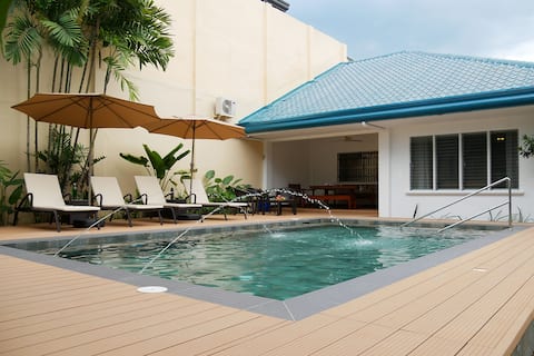 Felisa's Guesthouse and Gardenhouse (with pool)