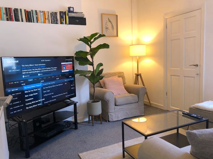 Stunning Modern Townhouse in Heswall, Wirral. 🏡 Townhouses for Rent