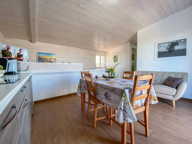 Appartamento privato con piscina gallery image 3