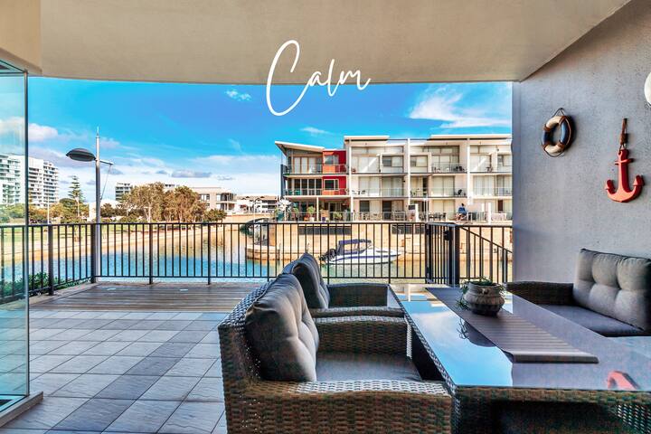 Dolphins At Your Balcony! Waterfront~Dolphin Quay gallery image 4