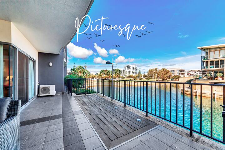 Dolphins At Your Balcony! Waterfront~Dolphin Quay gallery image 2