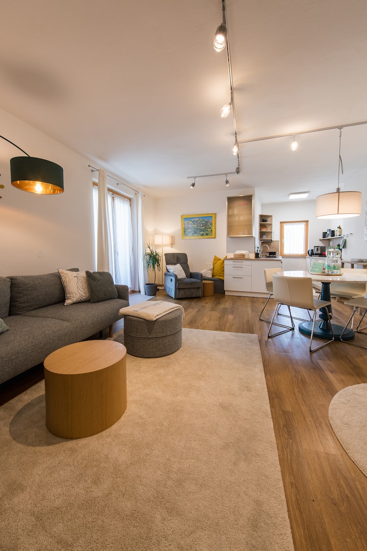 พื้นที่นั่งเล่น/รับประทานอาหาร