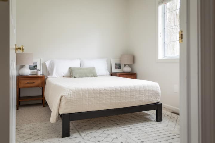 Front bedroom