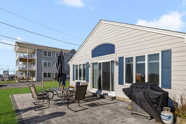 Ocean View, A/C, 1 Mile to Beach, Newly Renovated gallery image 4