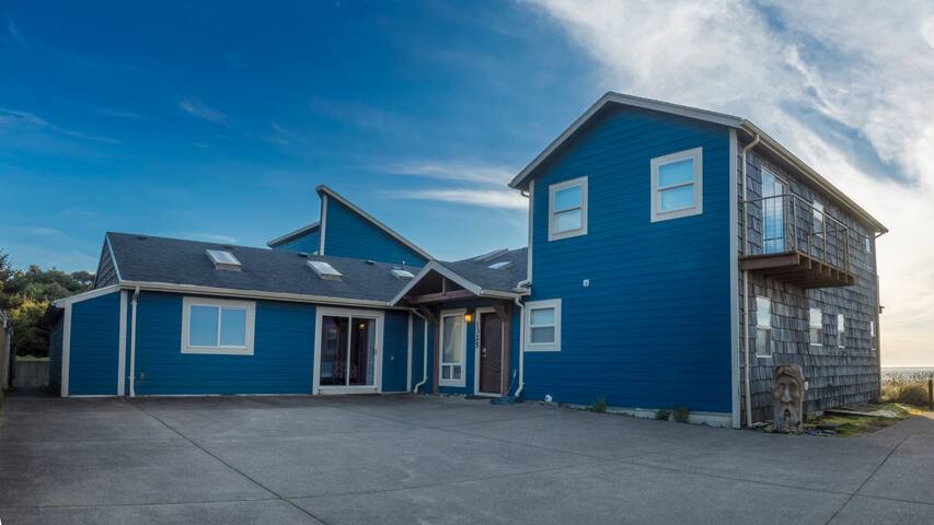 OCEANFRONT PROPERTIES managed Airbnb listing 1