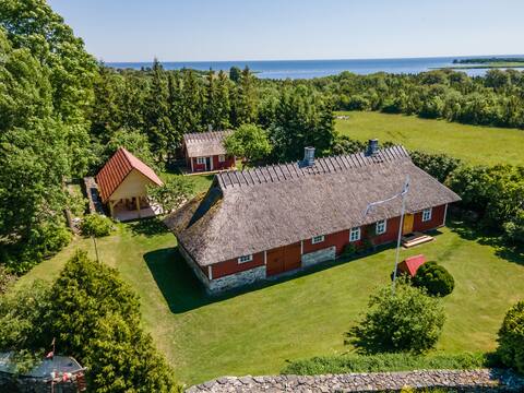 Tbruotsa farmhouse