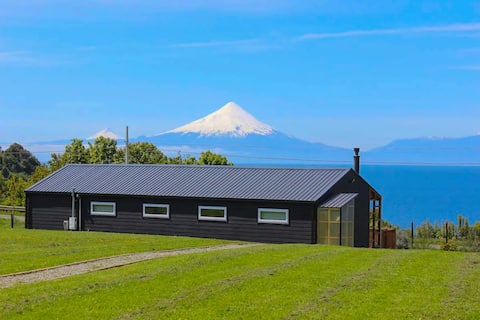 Successful Airbnb property: Cabin facing Lake Llanquihue in Llanquihue