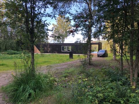 House on the riverbank in an absolutely secluded location