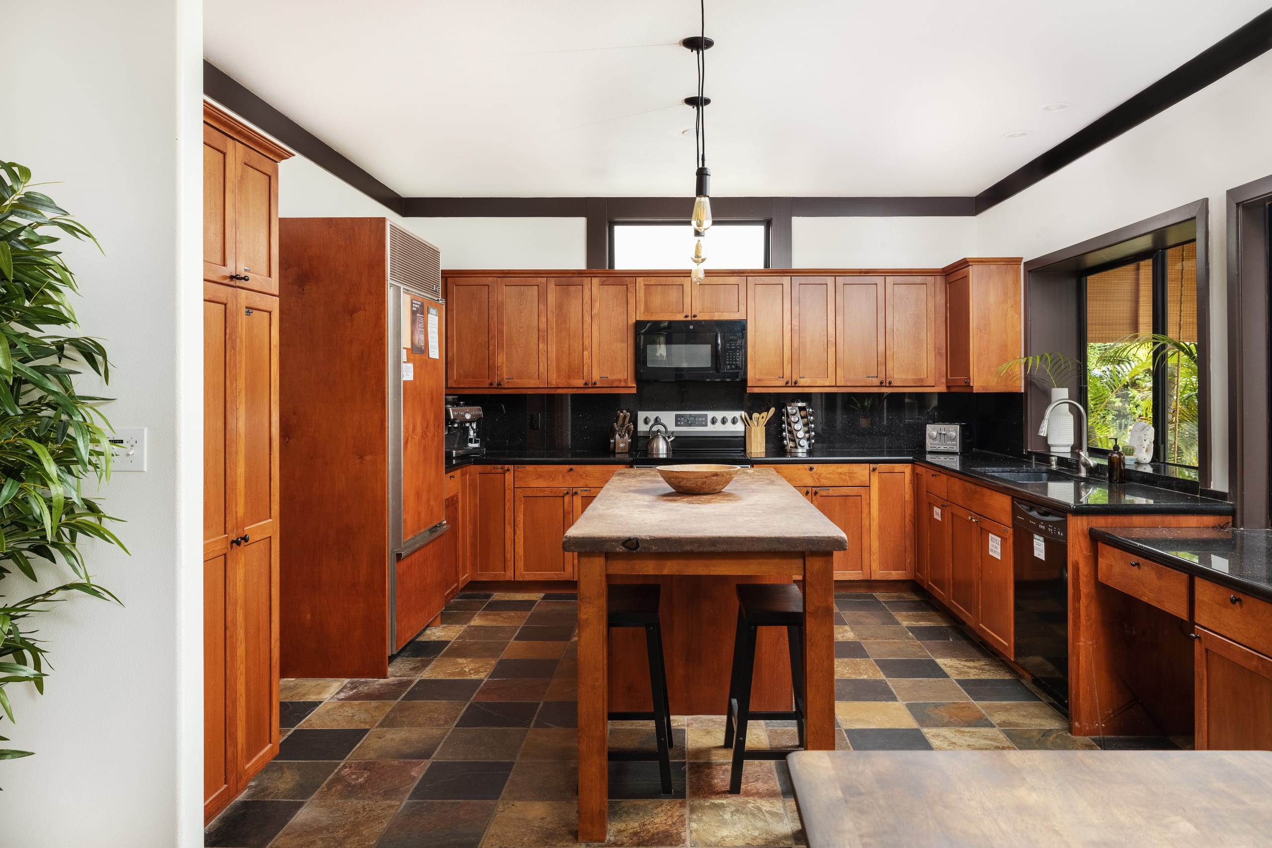 Home in Kailua-Kona · ★4.92 · 1 bedroom · 1 bed · 1 private bath - Image 9