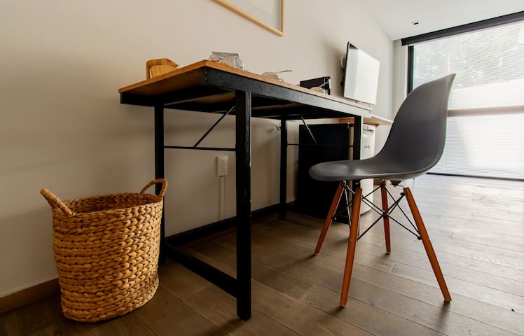 Capitalia | Metropolitan Charm gallery image 4