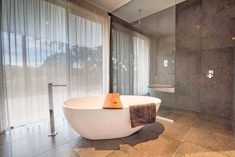 Dale View Luxury Eco Accommodation