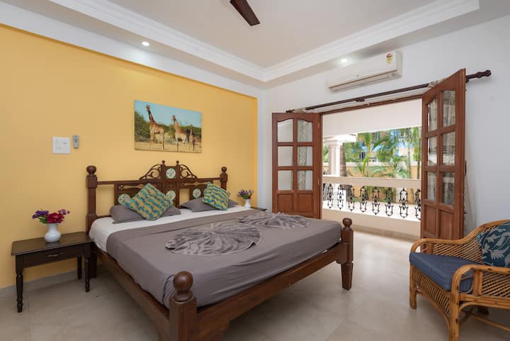 Self catered villa close to Calangute beach