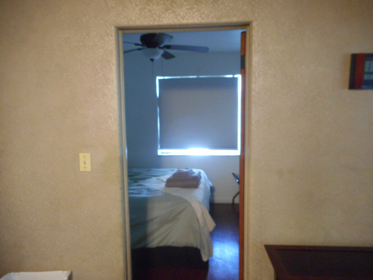 Bedroom 2 Adjacent Dining room 