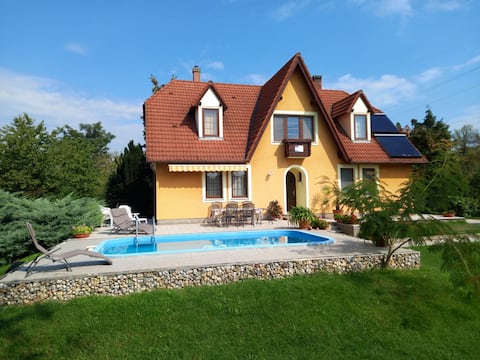 Éva Villa Gyenesdiás