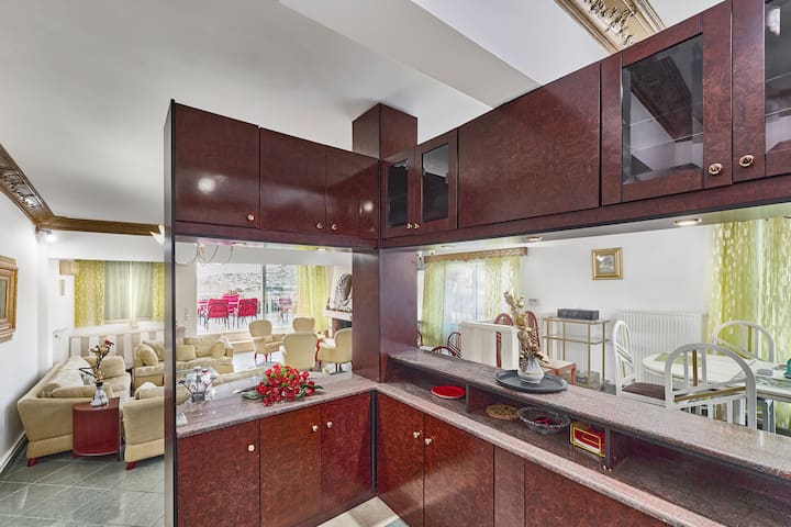 Construst ΙΚΕ managed Airbnb listing 1
