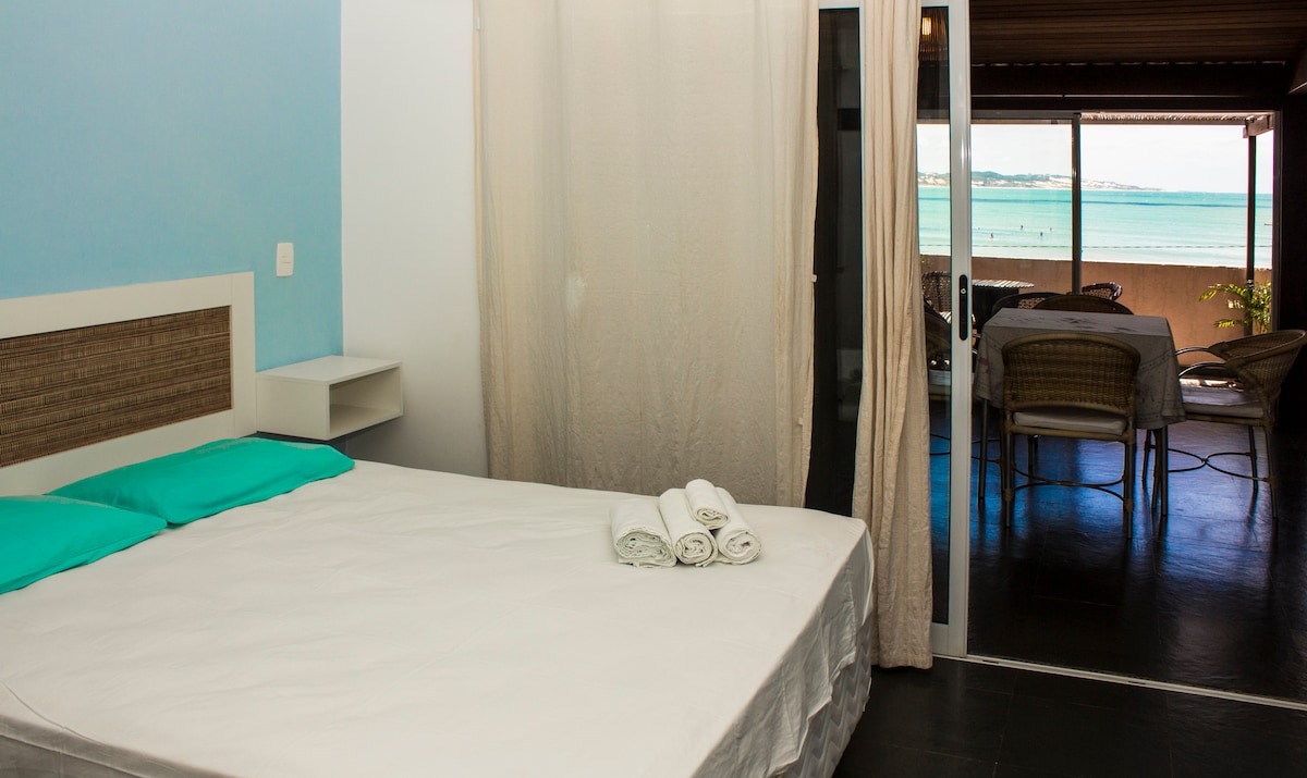 Výhľad na druhú spálňu.