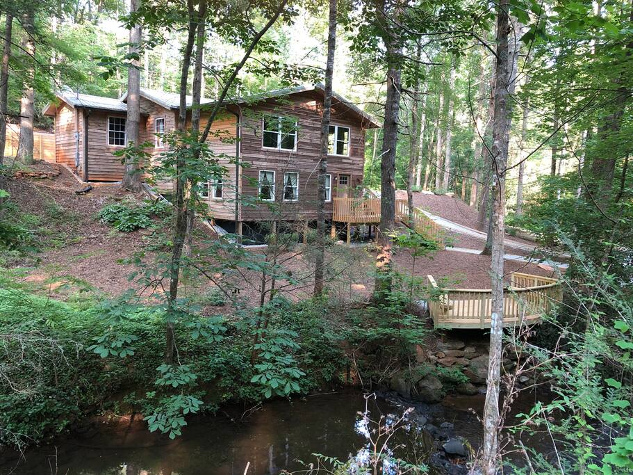 Christy's Creekside Cabin calm, cozy, comfort Cabins for Rent in