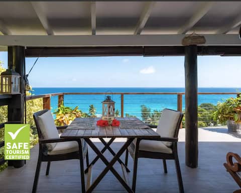 VI Miles Lodge - Romantic Villa, great ocean view.